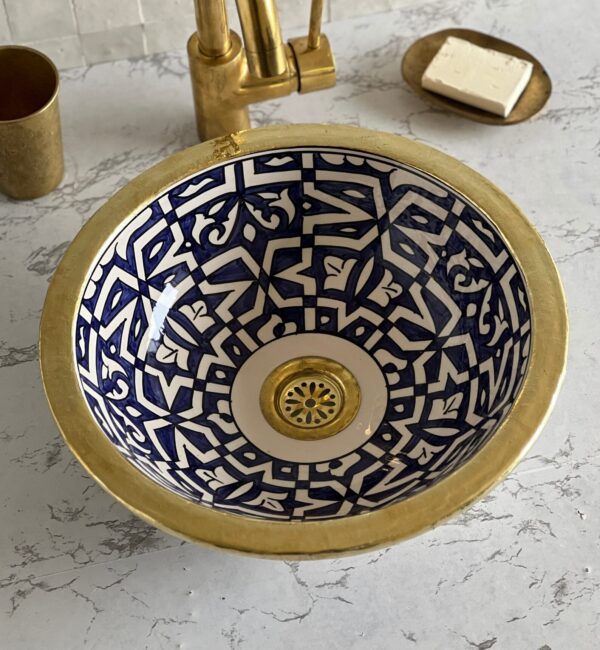 Lavabo marocain fait main en céramique – Design rond bleu artisanal ( 41 cm x H 15 cm, 6,3 kg) – Image 4