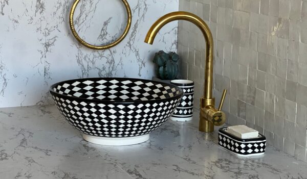 Lavabo en céramique fait main – Vasque ronde artisanale marocaine (39 cm x H 14 cm, 5,8 kg) – Image 7